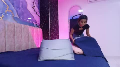 Arleth  online show from April 22, 3:03 am