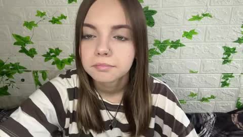 Lisa online show from June 5, 2:12 pm