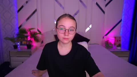 arrinawair online show from October 23, 7:58 am