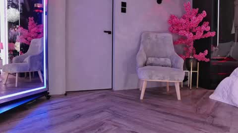 Adele online show from April 23, 12:29 pm