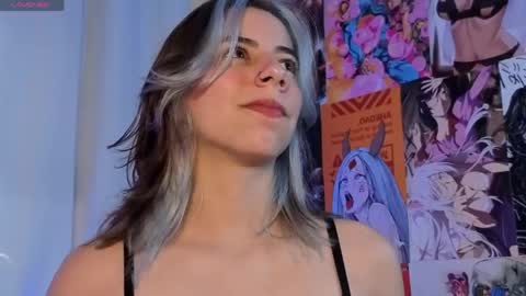 artemisablake online show from April 28, 3:49 pm