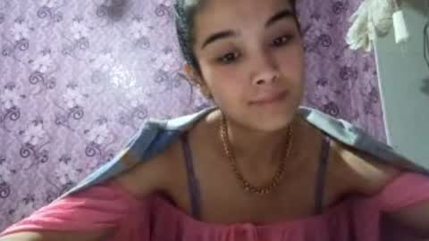 Amina online show from December 13, 7:53 pm