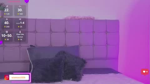 arycooper_ online show from March 25, 11:46 am