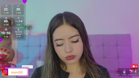 arycooper_ online show from April 22, 12:02 pm