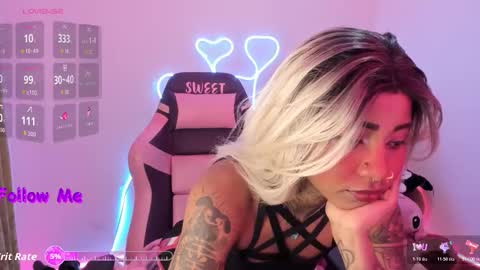 AshantiINDEPENDENT MODEL online show from February 25, 9:57 pm