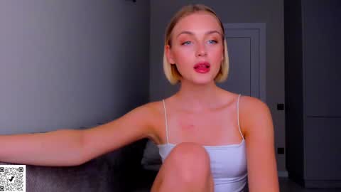 your pretty Ashley online show from January 12, 7:53 pm