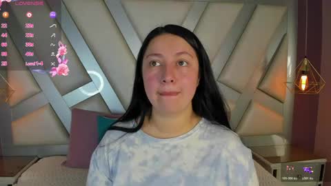 Ashley  online show from May 18, 1:28 pm