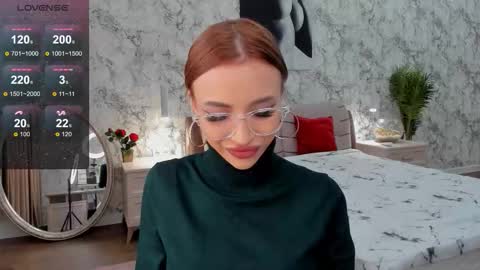 Snapshot of ashleroy chatting on September 10, 8:14 am veronika online show from September 10, 8:14 am