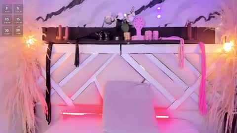 ashley_7777 online show from April 26, 2:15 pm