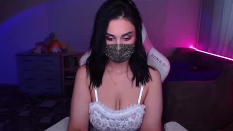   Yasmina   online show from February 23, 6:01 am