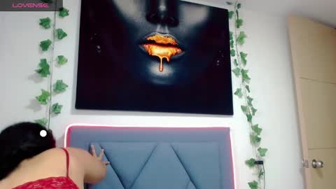 ashley online show from January 5, 11:04 am