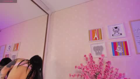 ashley_blum_ online show from April 22, 12:13 pm