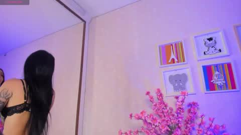 ashley_blum_ online show from April 24, 12:30 pm