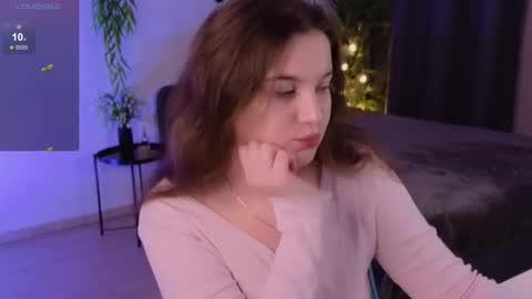   online show from November 22, 10:29 am