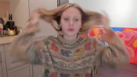  Follow me for free hot content      brunette online show from March 22, 4:57 pm