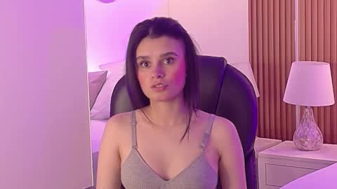 Snapshot of ashleyginger_ chatting on October 7, 4:50 am Ashley online show from October 7, 4:50 am