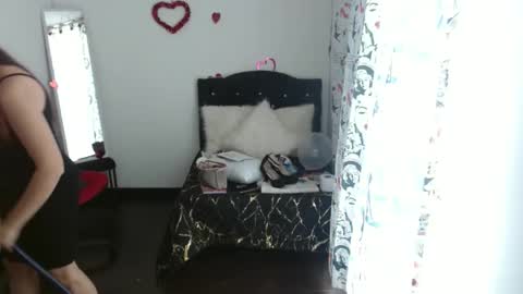 Snapshot of ashleyt1998 chatting on February 25, 3:20 pm ASHLEY online show from February 25, 3:20 pm