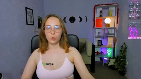 Ashli  online show from May 15, 1:14 pm