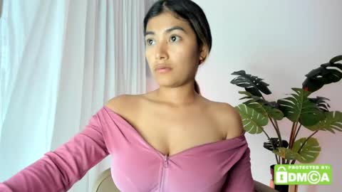 ashllovee online show from April 24, 1:08 am