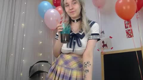 ashly_cherry online show from April 22, 1:08 pm