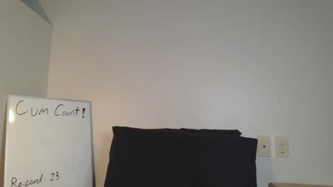 Ash online show from April 15, 4:29 pm