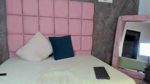 ashtart_1 online show from April 13, 11:49 pm