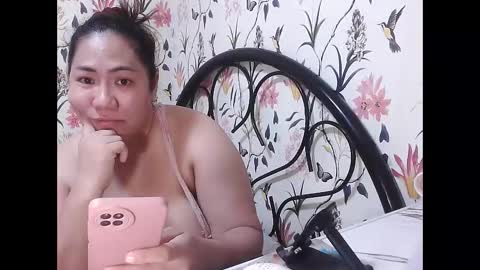 Snapshot of asian_bigboobs20 chatting on September 27, 9:16 am Asian Bigboobs20 online show from September 27, 9:16 am