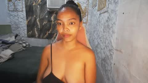 im janeth single mom online show from April 28, 2:27 am