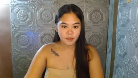 Snapshot of asian_nova chatting on October 3, 7:35 am asian_nova online show from October 3, 7:35 am