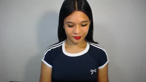 Yan online show from April 19, 4:07 pm