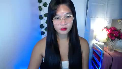 Yan online show from March 10, 10:03 pm