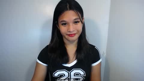 Yan online show from April 24, 6:33 pm