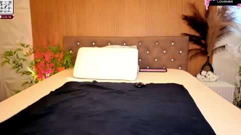 Dhimple online show from April 23, 5:26 am