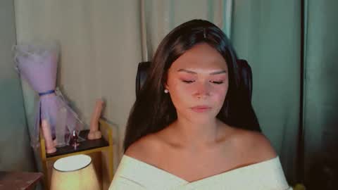 Kianna online show from April 25, 12:41 pm