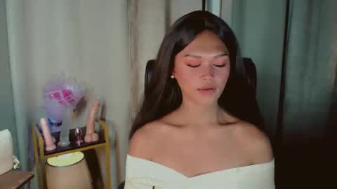 Kianna online show from April 23, 12:29 pm