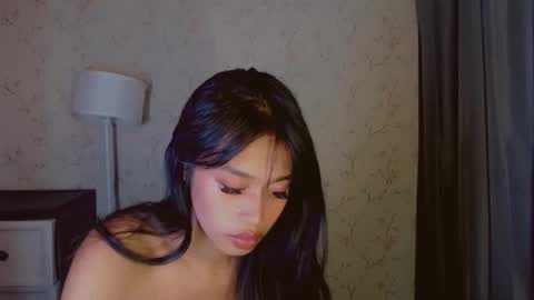 kisses online show from February 28, 6:29 pm