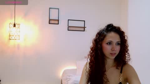aslysande online show from April 24, 4:48 am