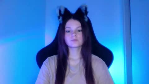 astradream_ online show from October 9, 7:07 pm