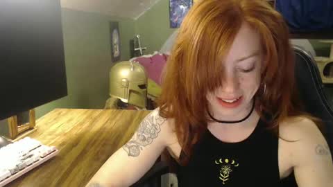 AstraeaSiren online show from February 13, 5:26 am