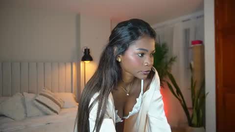 Astrea online show from July 4, 1:23 am