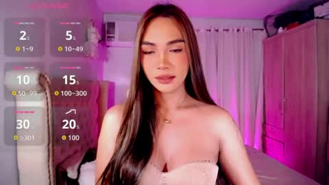 Sam online show from June 25, 6:53 pm