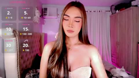 Sam online show from June 28, 9:10 pm