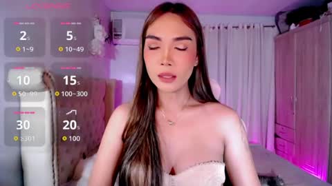 Sam online show from June 23, 6:39 pm