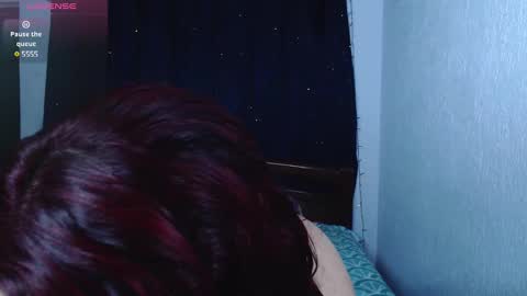 Snapshot of atena_messy chatting on January 14, 12:00 am atena messy online show from January 14, 12:00 am