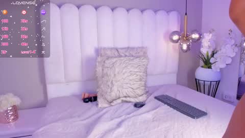 Snapshot of atenea_roberts chatting on October 9, 9:30 pm ATENEA ROBERTS Sofia online show from October 9, 9:30 pm