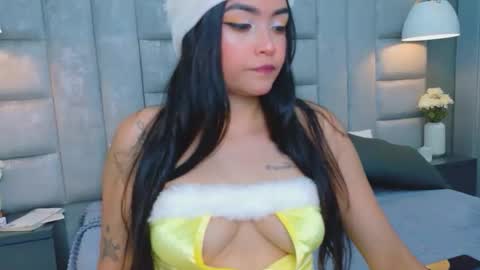 ATENEA ROLDAN online show from February 28, 4:56 am