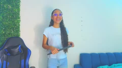 Athenea online show from March 20, 5:40 pm