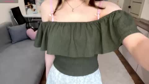 Jolyn online show from February 27, 6:24 am