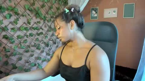 Audry online show from November 4, 8:03 pm