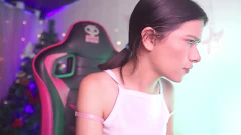 aura_rouss online show from December 16, 12:49 am